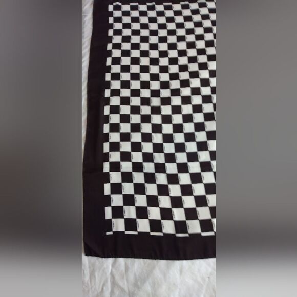 Fendi Brown and White Checkered Silk Scarf Foulard Vintage - Picture 3 of 11
